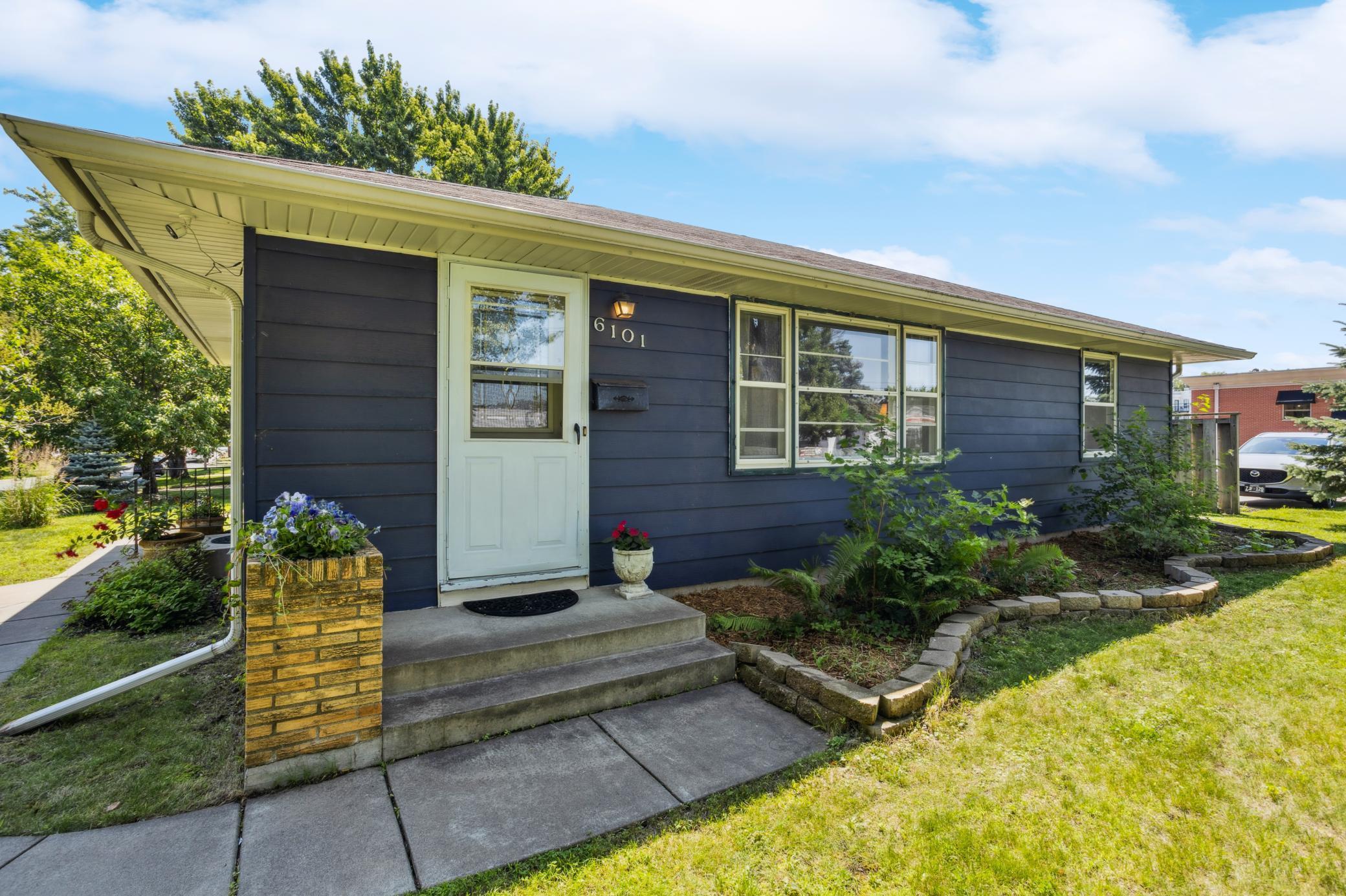 Property Photo: 6101 Wooddale Avenue MN 55424