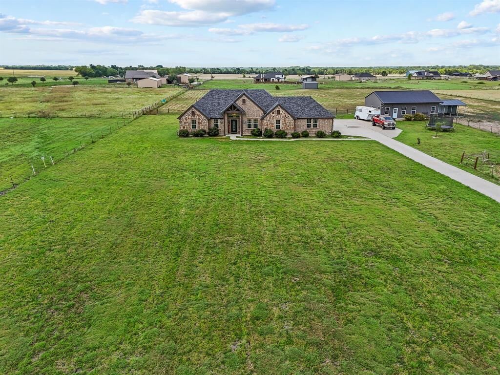 Property Photo: 4928 County Road 2718 TX 75135