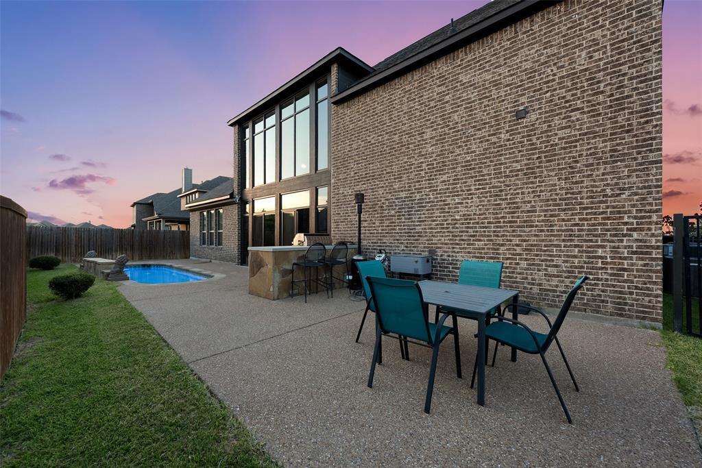 Property Photo: 3204 Chambley Lane TX 76063