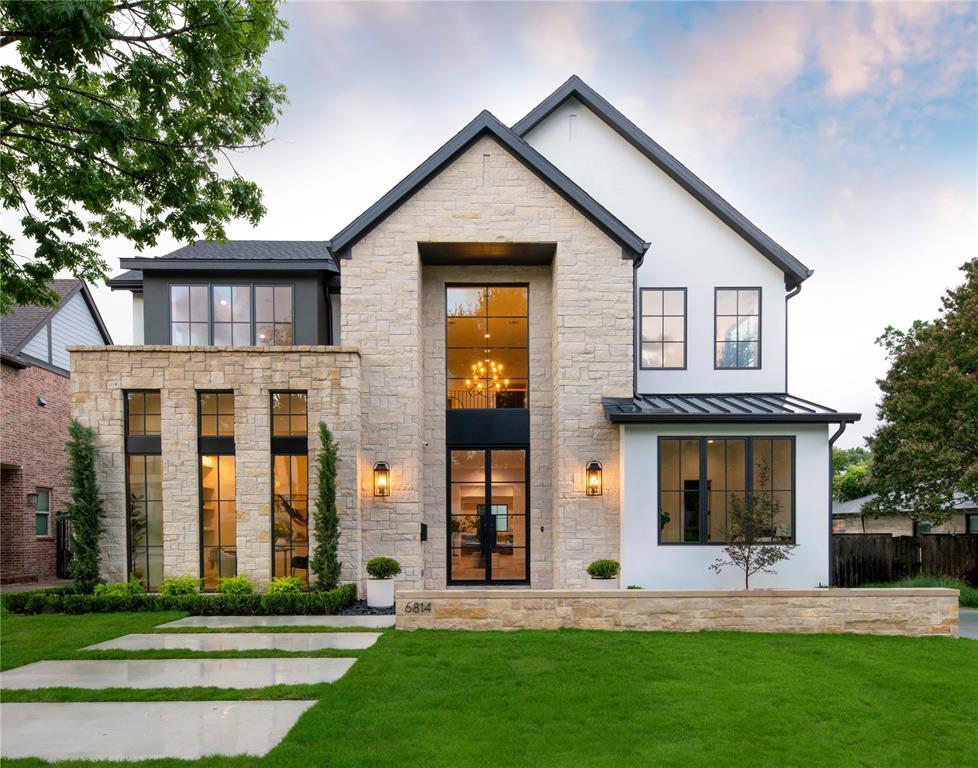 Property Photo: 6814 Southridge Drive TX 75214