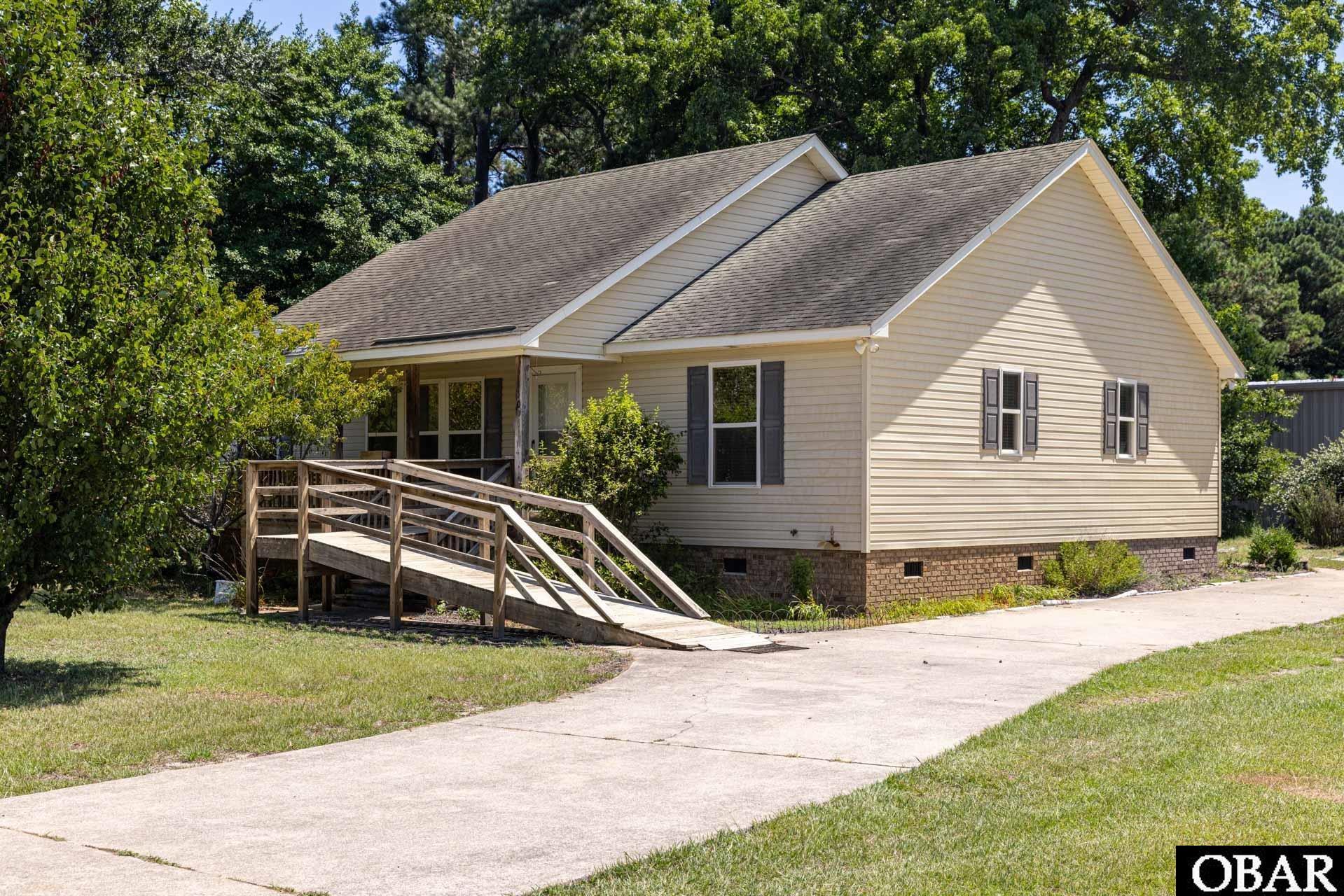 Property Photo: 100 Douglas Court NC 27941