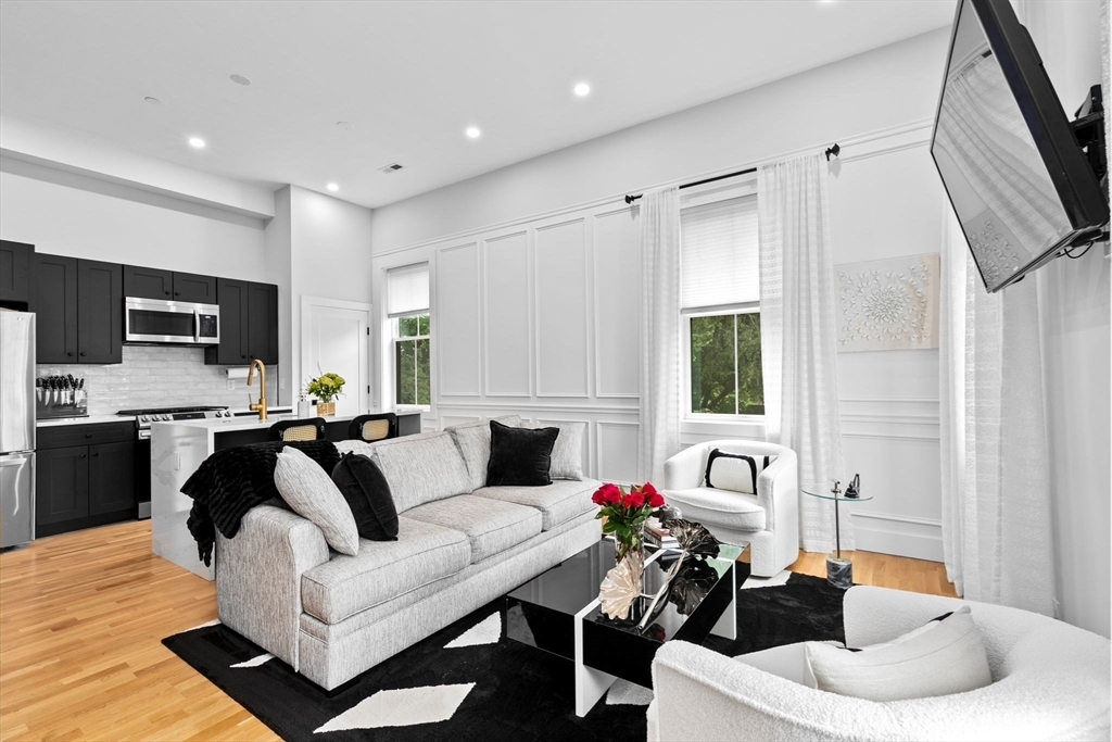 Property Photo:  46 Union Street 8  MA 02190 