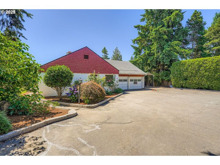 Property Photo: 10709 SE 11th Cir WA 98664