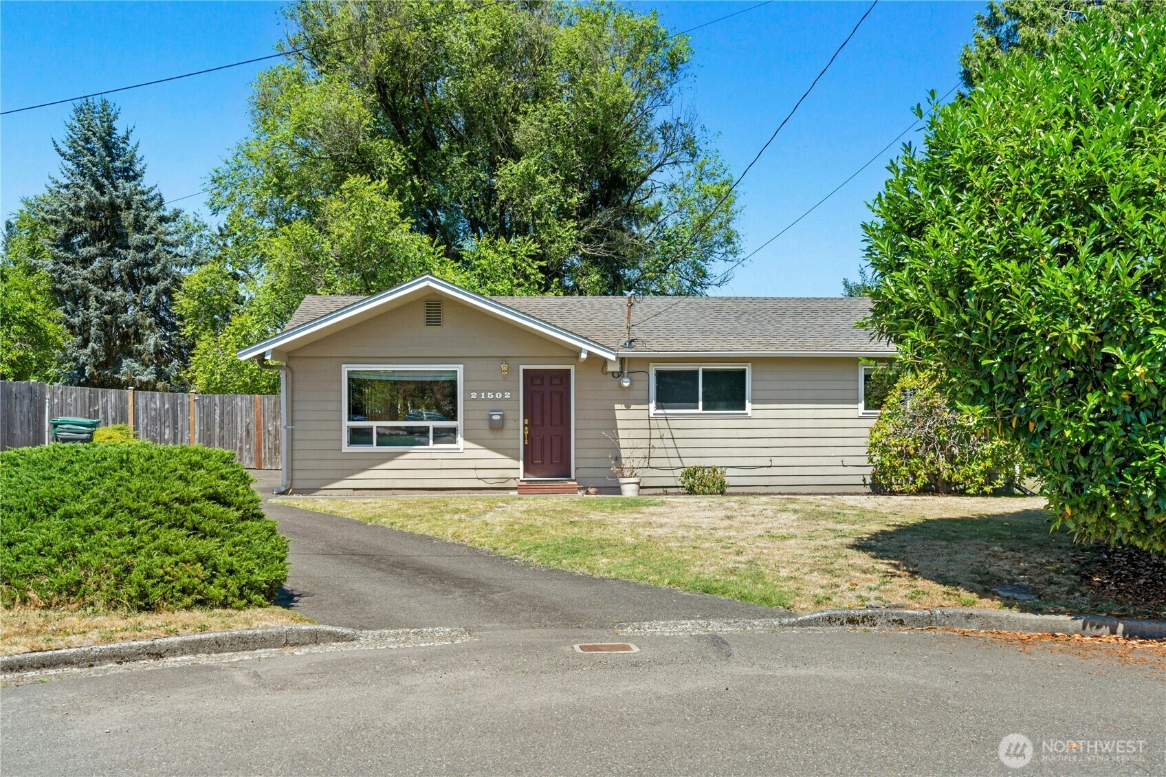 Property Photo: 21502 52nd Place W WA 98043