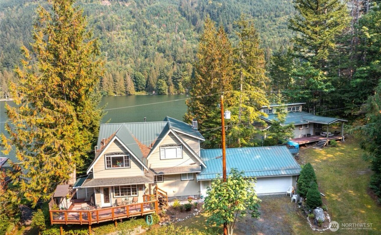 Property Photo: 9204 Silver Lake Road WA 98266