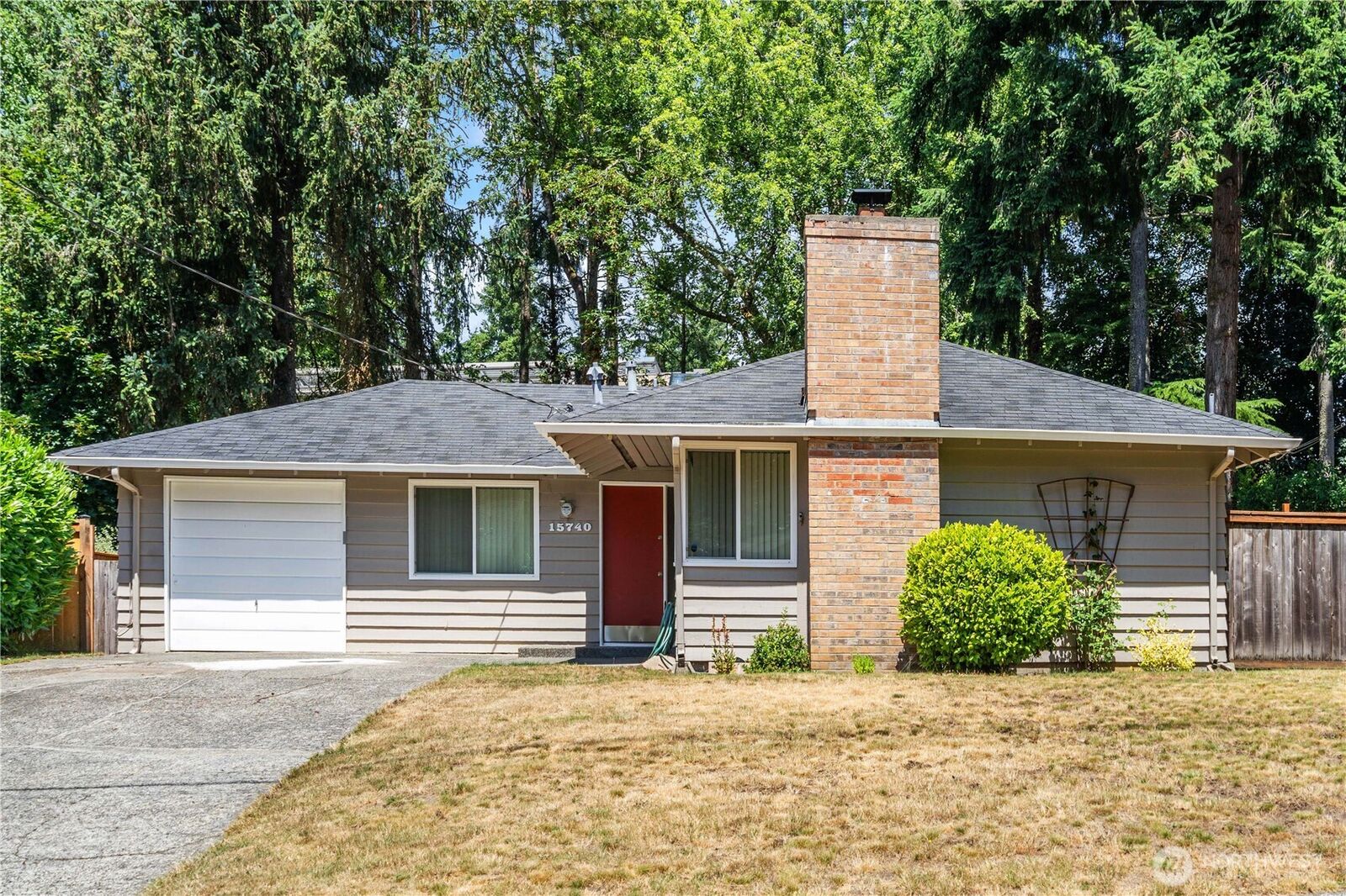 Property Photo:  15740 NE 1st Street  WA 98008 