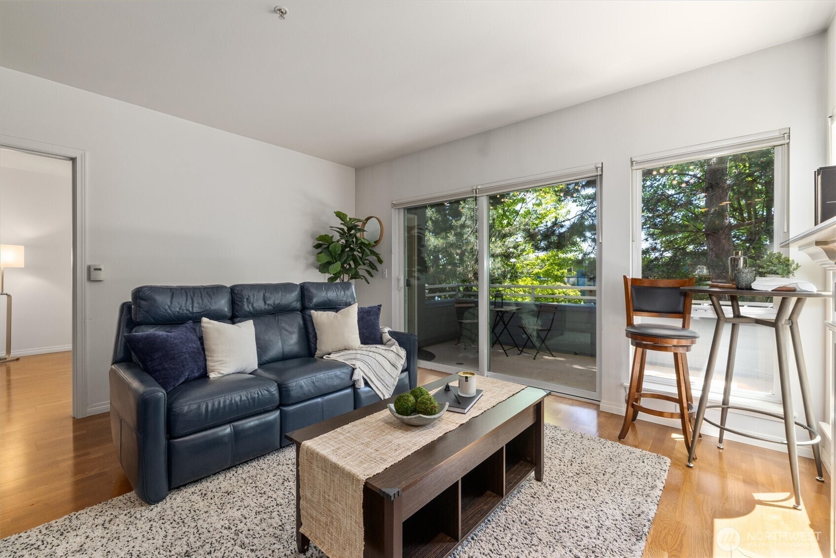 Property Photo: 3112 SW Avalon Way 102 WA 98126