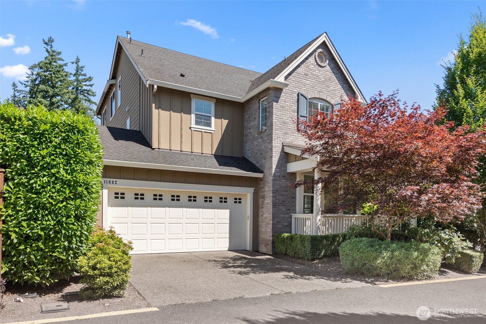 11682  169th Place NE  Redmond WA 98052 photo