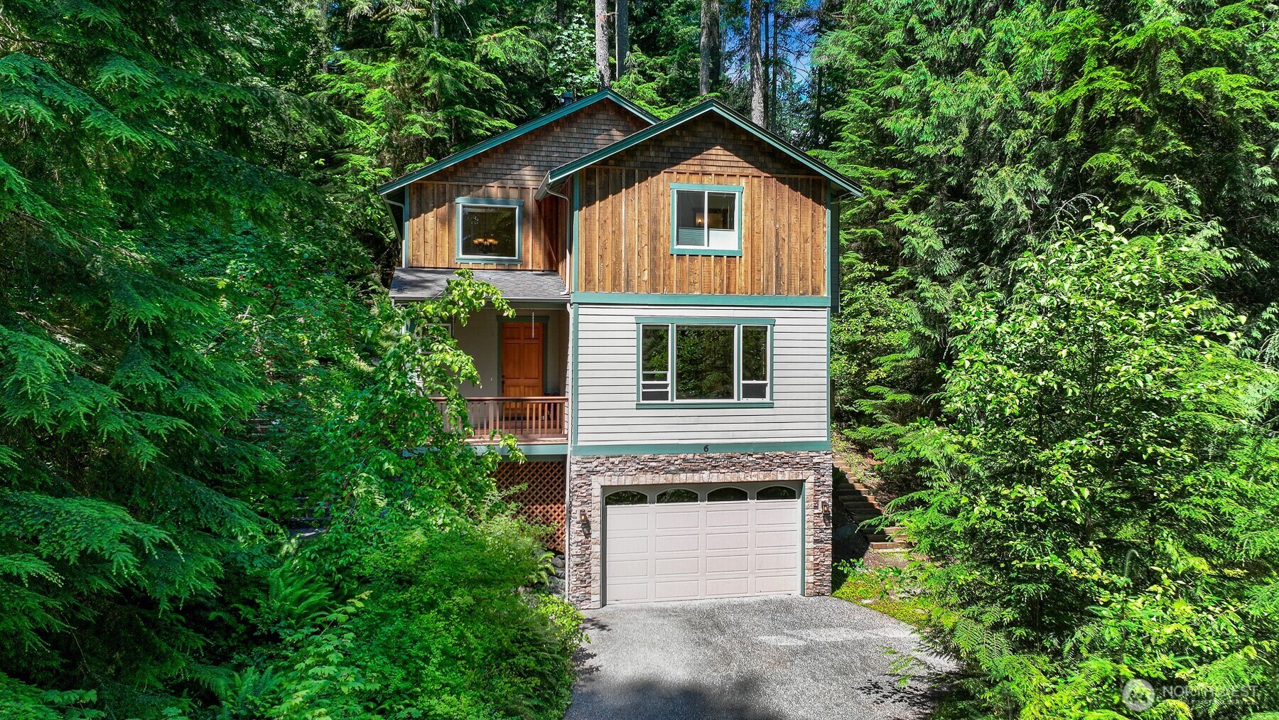 Property Photo:  5  Arabian Way  WA 98229 