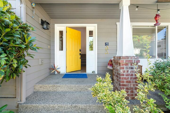 Property Photo: 23013 21st Avenue SE WA 98021