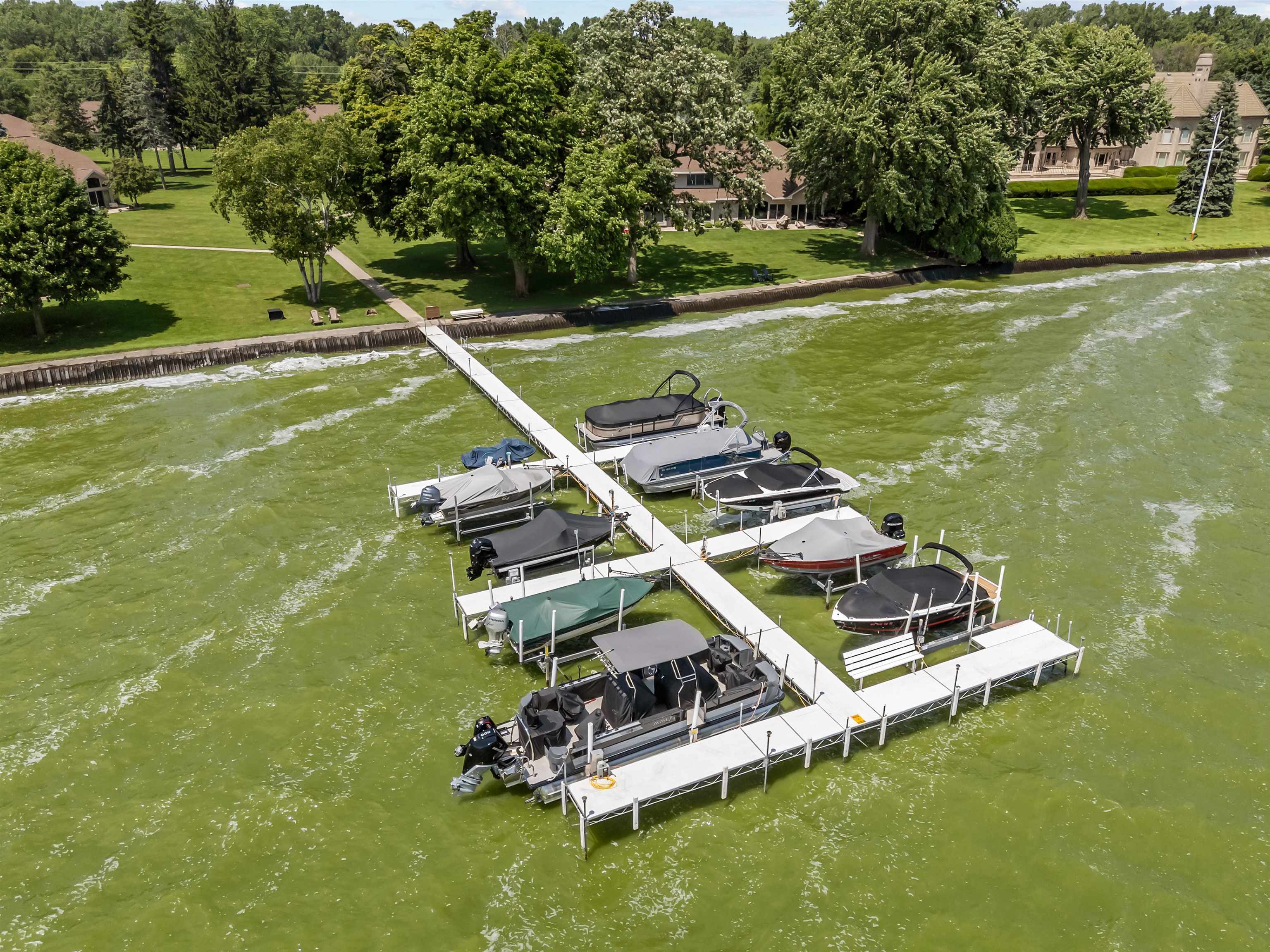 Property Photo: 945 Brighton Drive 3A WI 54952