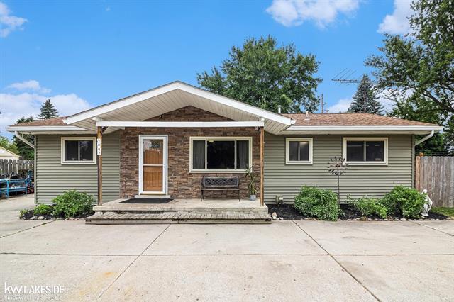 5645 Dvorak Street  Independence Twp MI 48346 photo