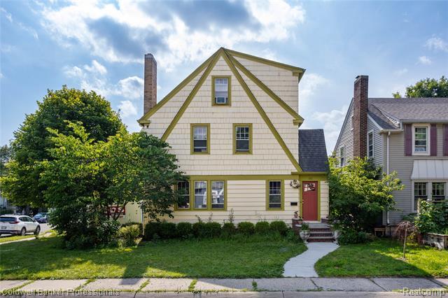 Property Photo: 122 Linden Court MI 48197