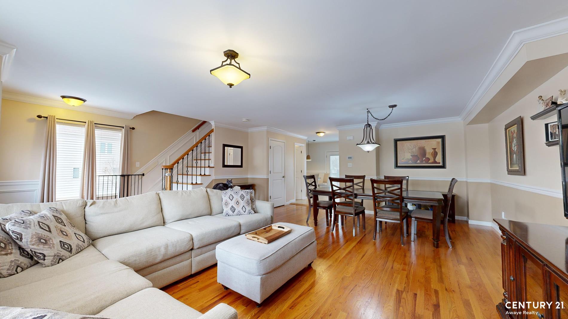 Property Photo: 97 Crabtree Avenue NY 10309