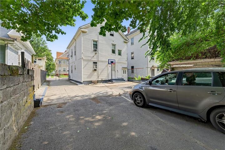 Property Photo:  37 Farragut Avenue  RI 02905