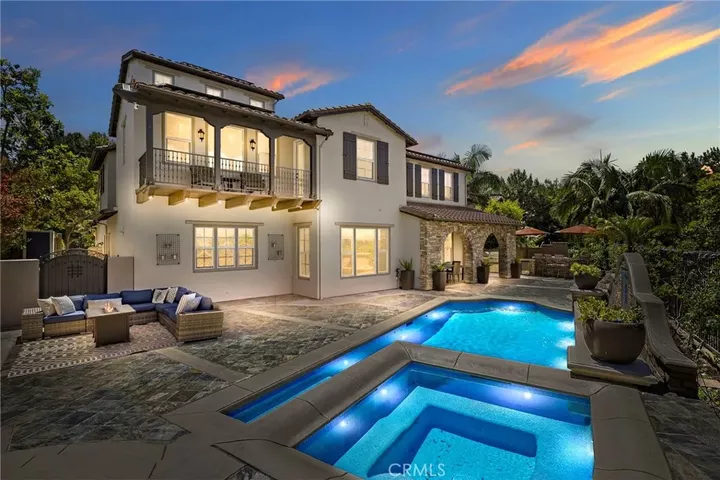 Property Photo: 19 Dennis Lane CA 92694