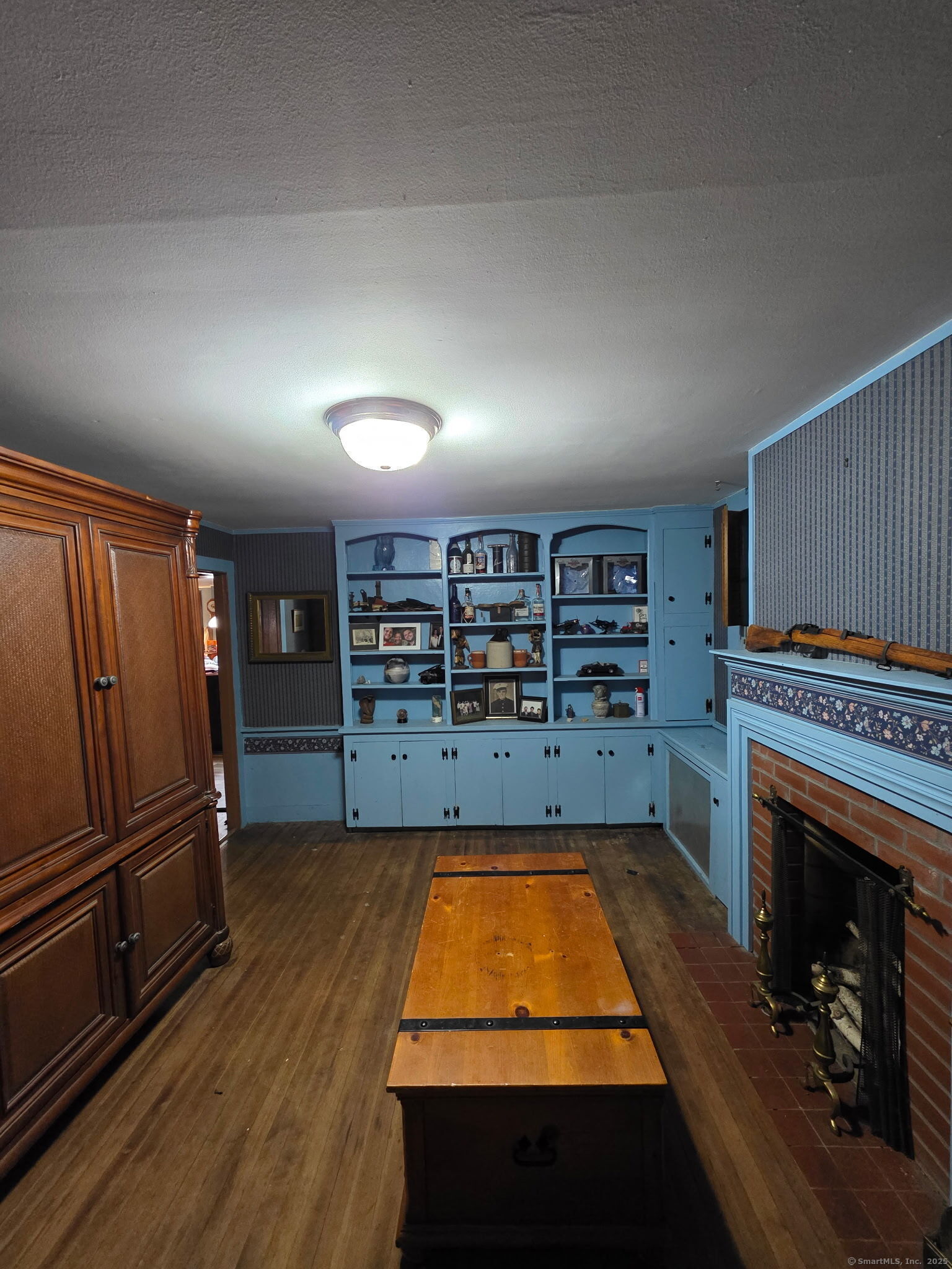 Property Photo: 952 Boston Turnpike CT 06238