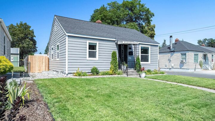 6017 N Wall St  Spokane WA 99205 photo