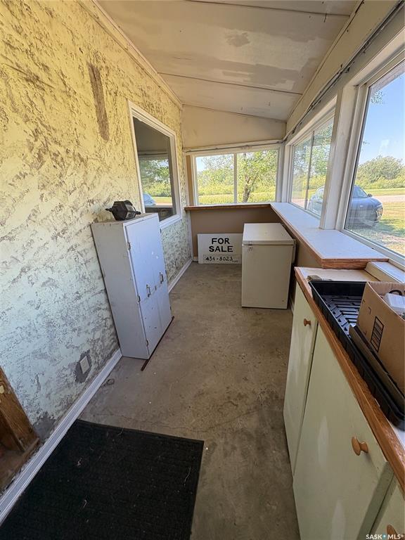 Property Photo: 412 First Avenue SK S0A 3W0
