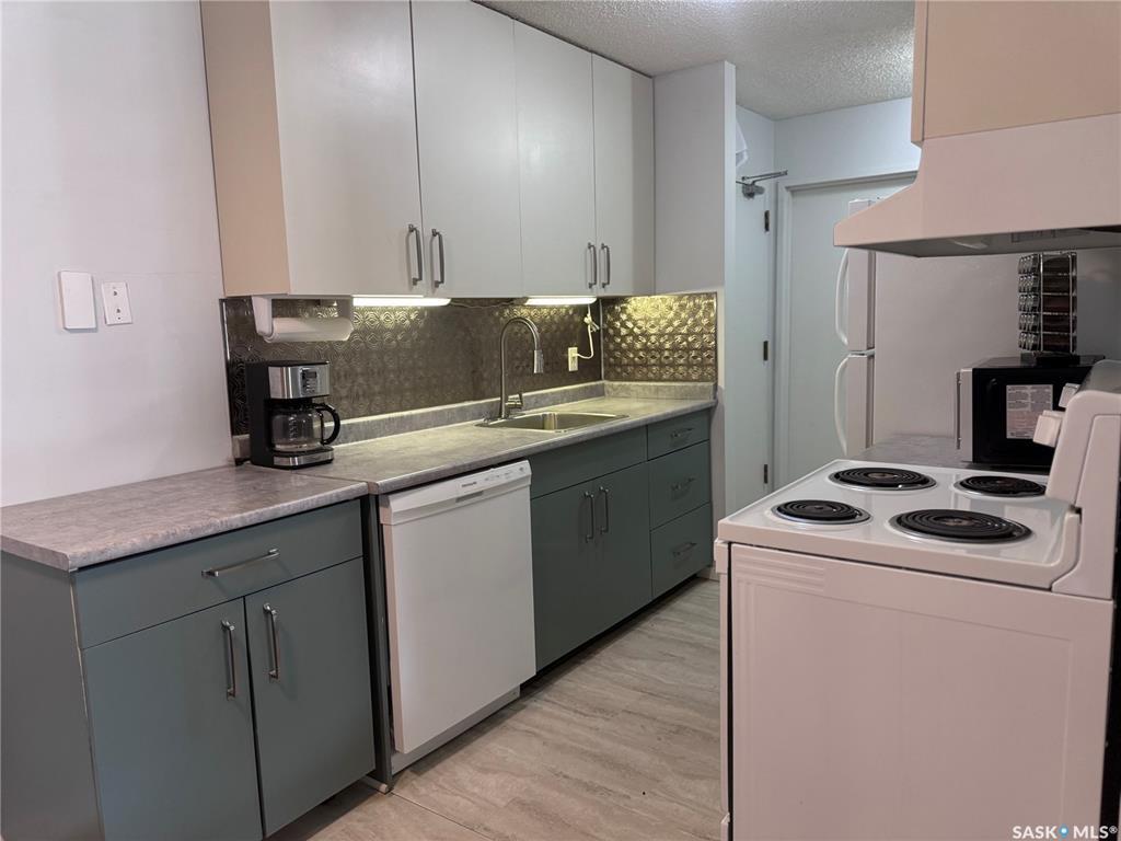 Property Photo: 510 Prairie Avenue 210 SK S7N 2E5