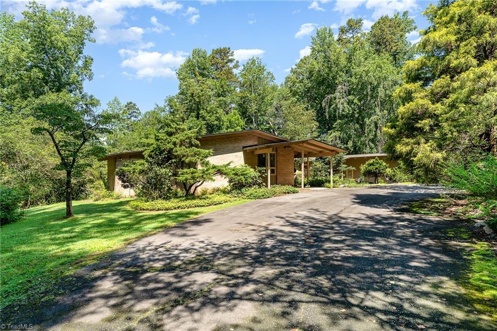 Property Photo: 4001 Philpark Drive NC 27106