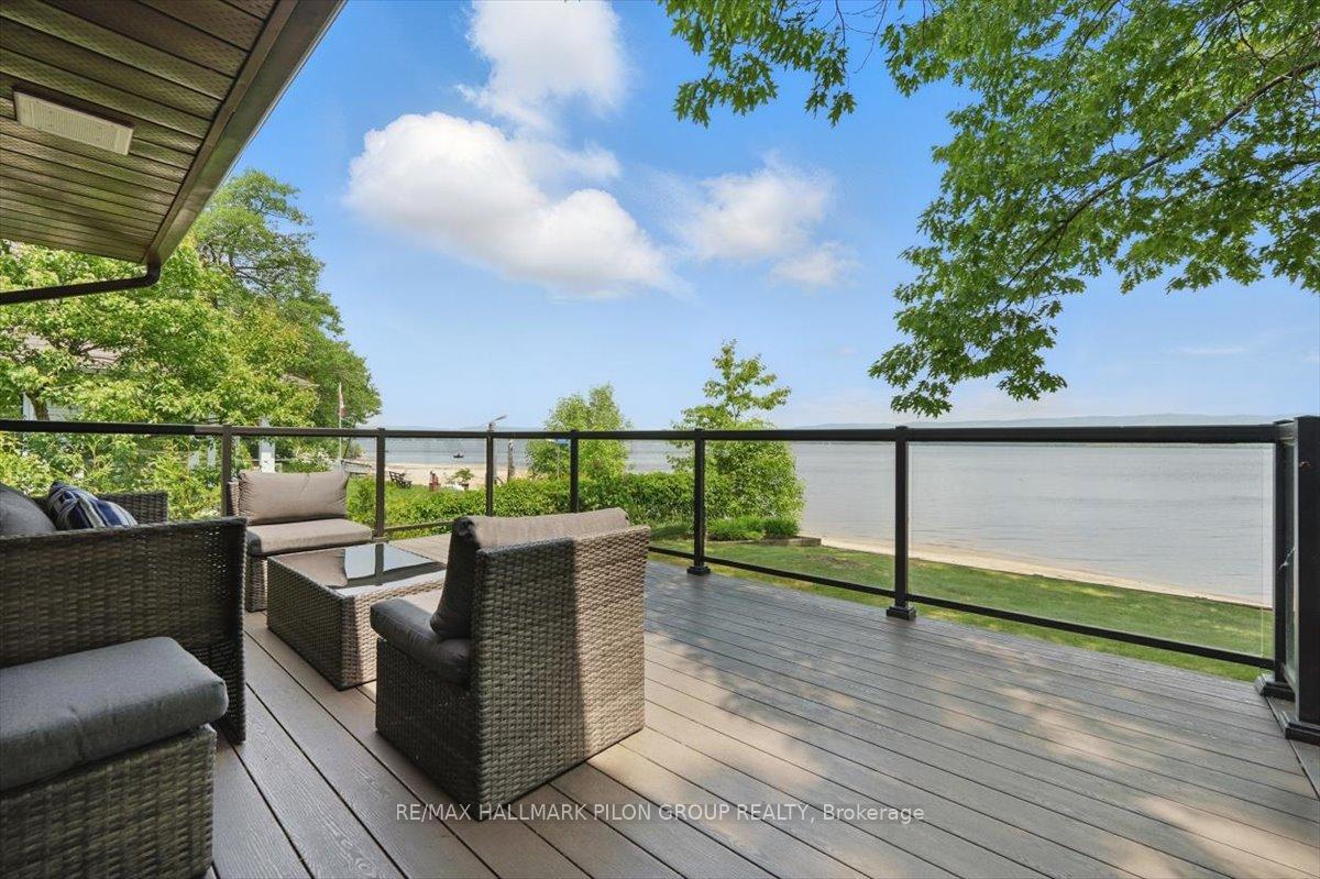 Property Photo: 584 Bayview Drive ON K0A 3M0
