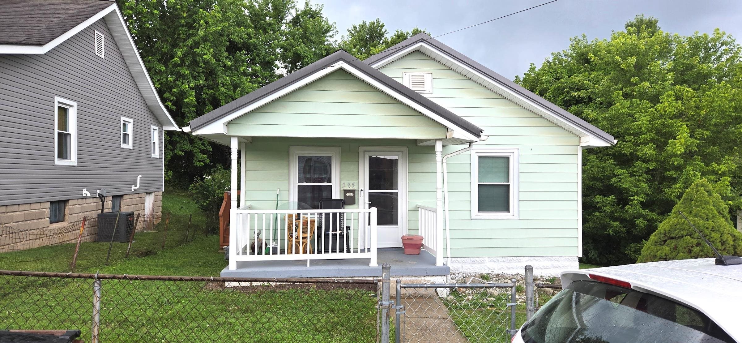 Property Photo: 505 Ellington Court KY 41101