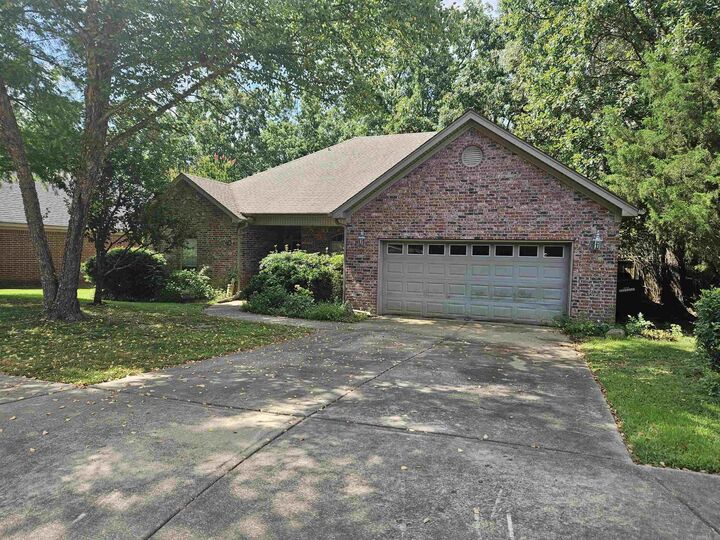 Property Photo: 7001 Park Meadows Drive AR 72120