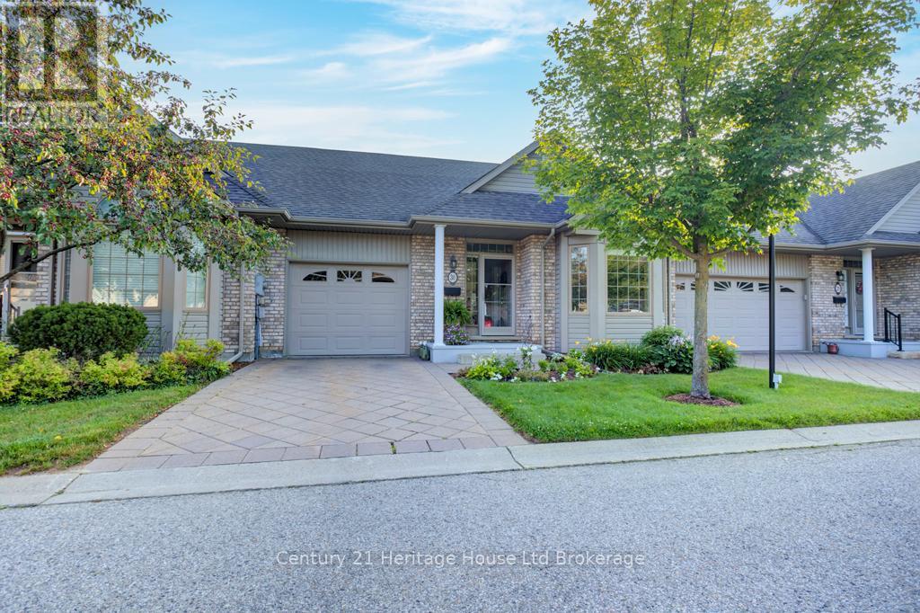 Property Photo: 500 Lakeview Drive 30 ON N4T 1W4