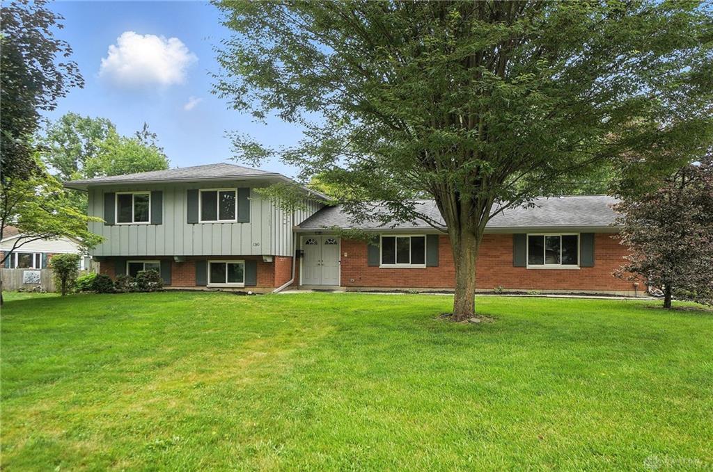 Property Photo:  1360 Fenway Court  OH 45458 