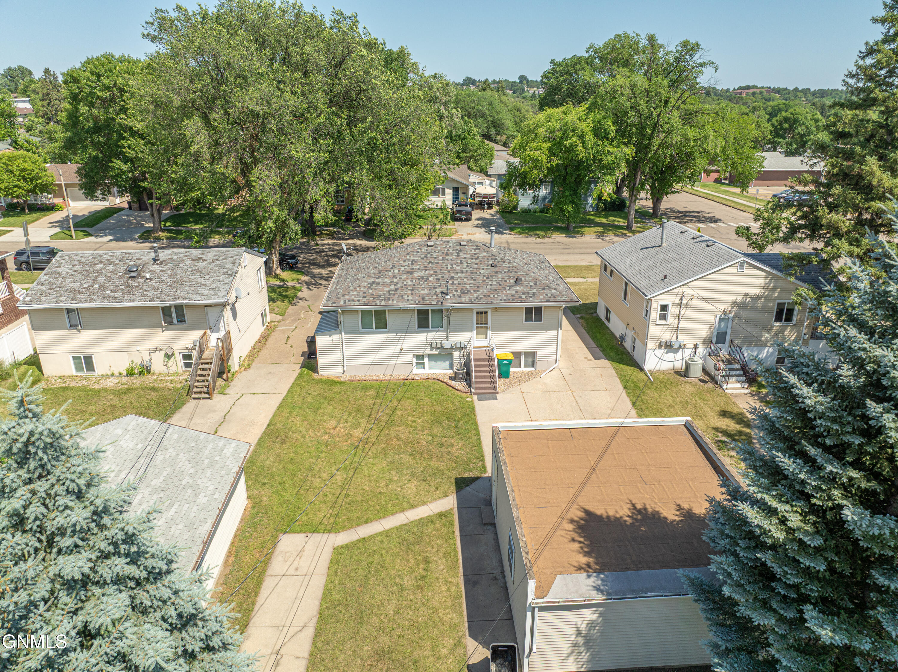 Property Photo: 1504 14th Street N ND 58501