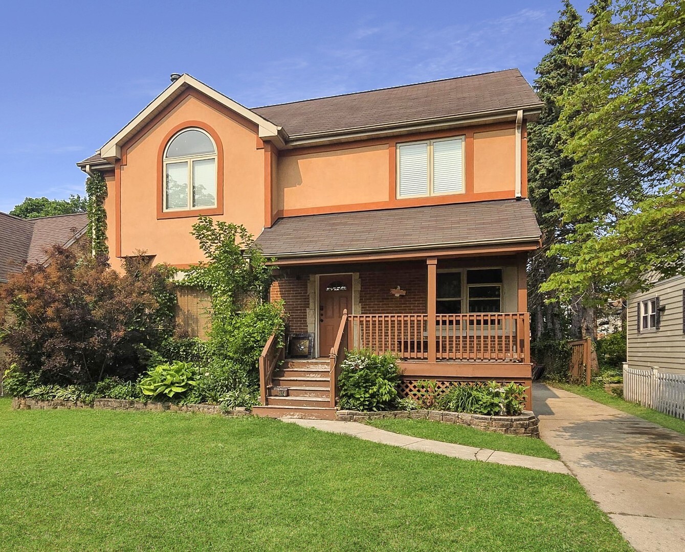 Property Photo: 974 Webster Lane IL 60016