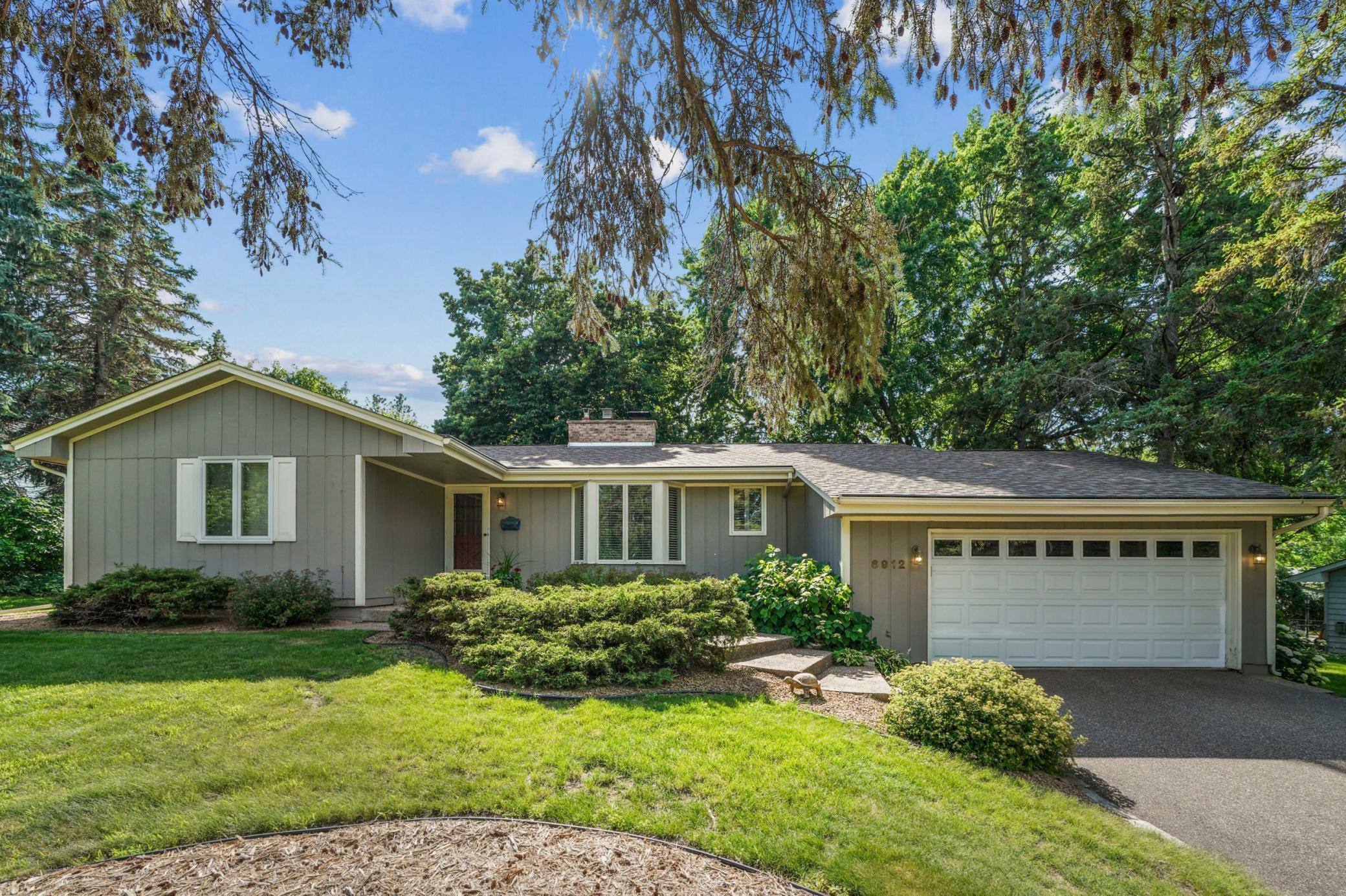 Property Photo: 6912 Antrim Road MN 55439