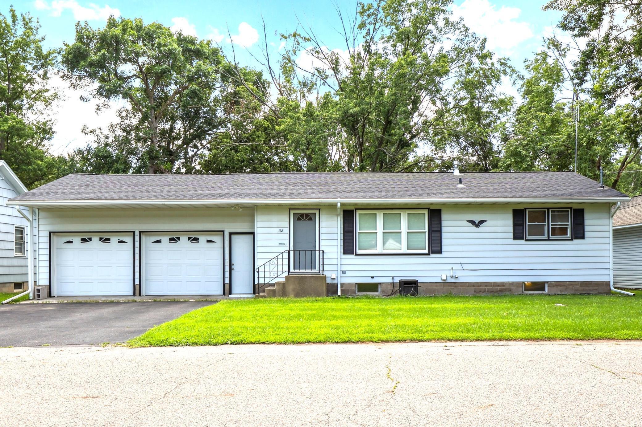 Property Photo: 38 Cherry Street N MN 56387