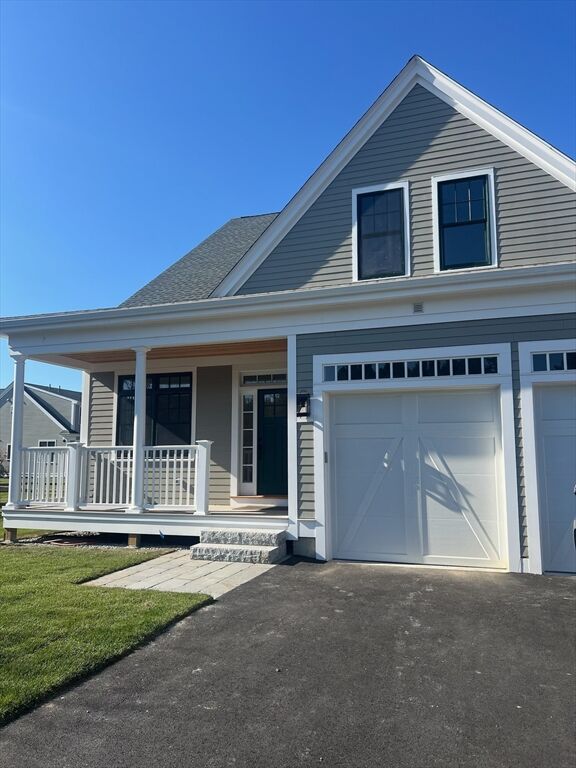 Property Photo:  9 Adams Lane 9  MA 01779 