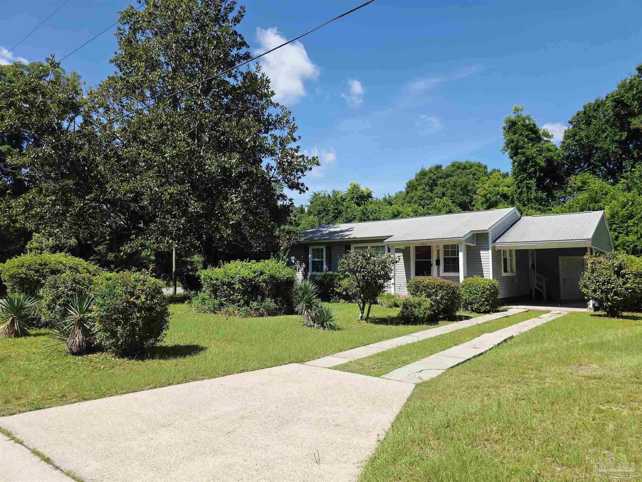 Property Photo: 3001 Torres Ave FL 32503