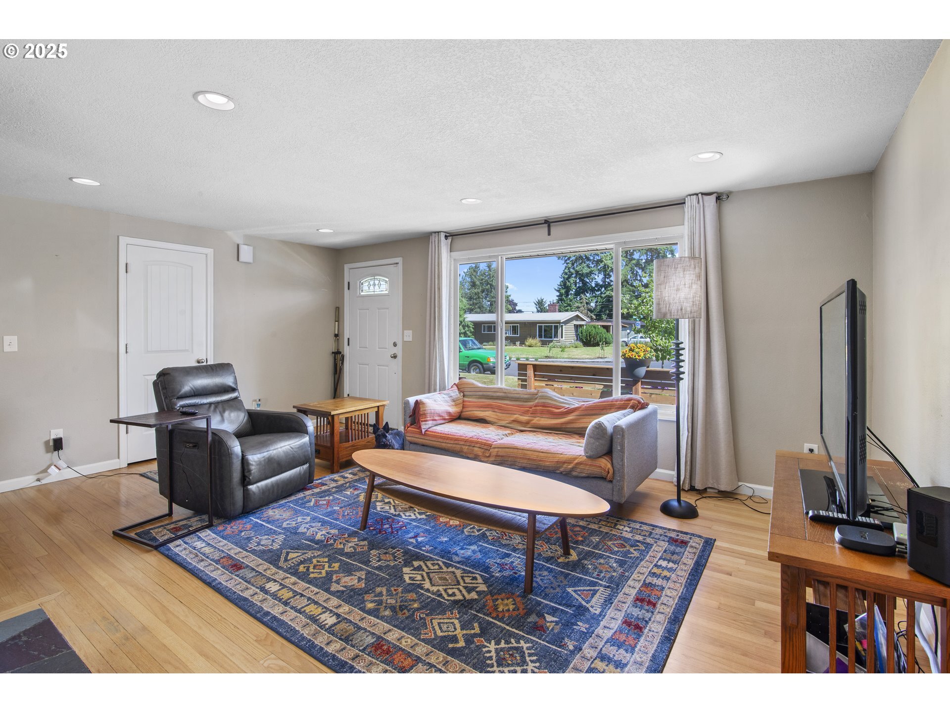 Property Photo:  9501 Boulder Ave  WA 98664 