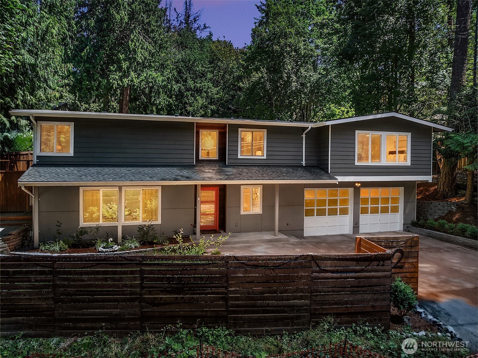 Property Photo: 22 Louis Thompson Road SE WA 98074