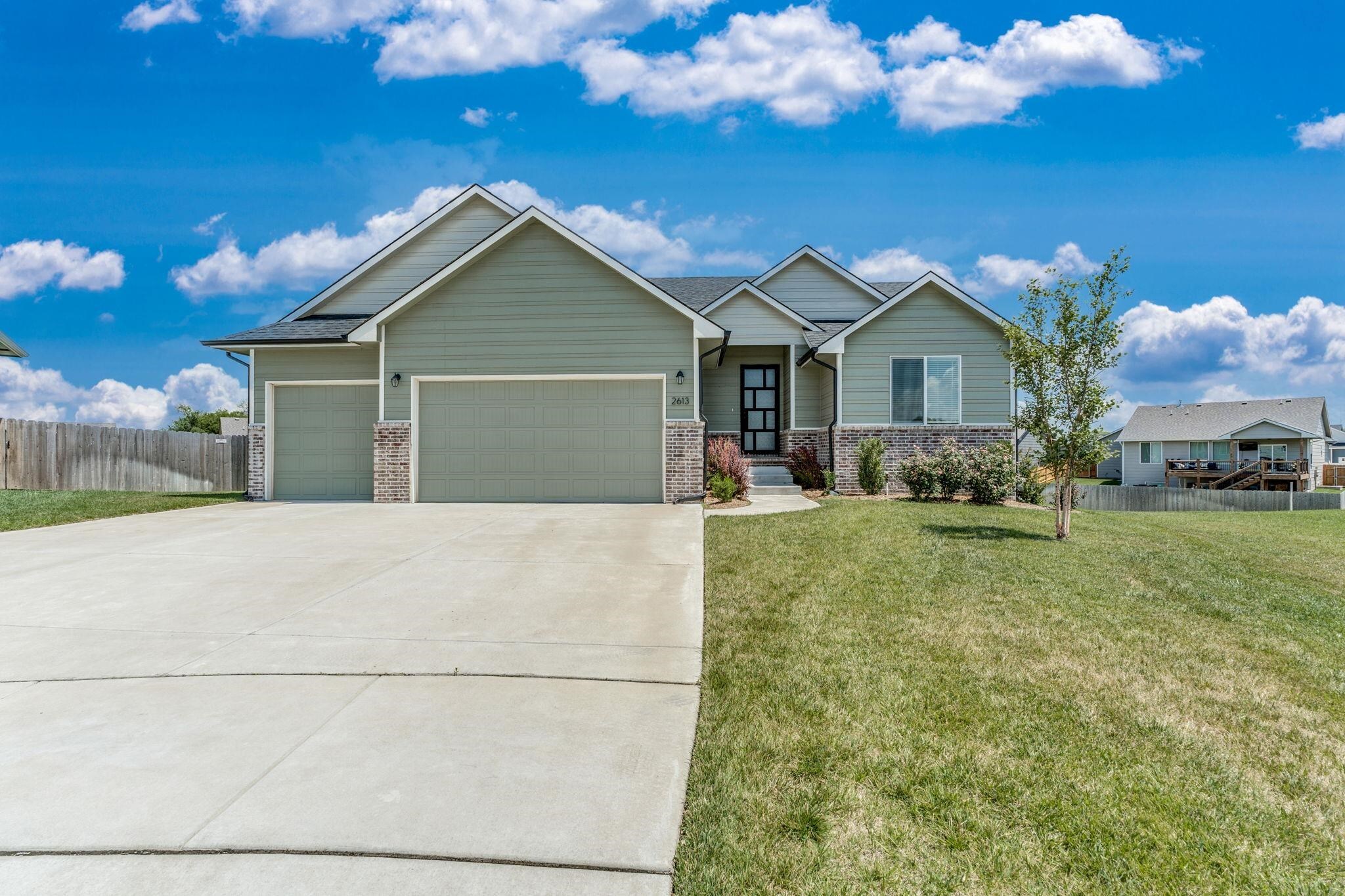 2613 E Thunder Cir  Wichita KS 67219 photo