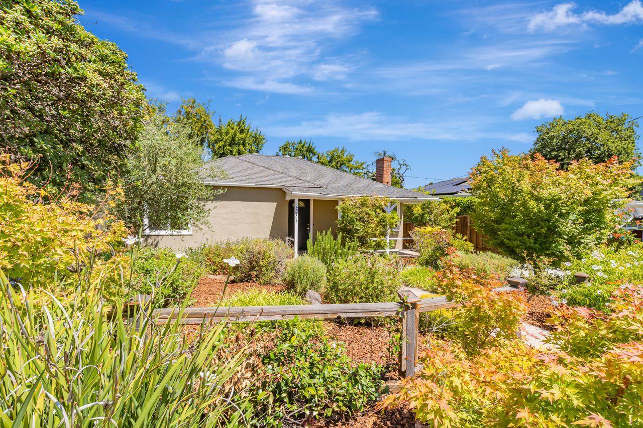 Property Photo:  2534 Howard Avenue  CA 94070 