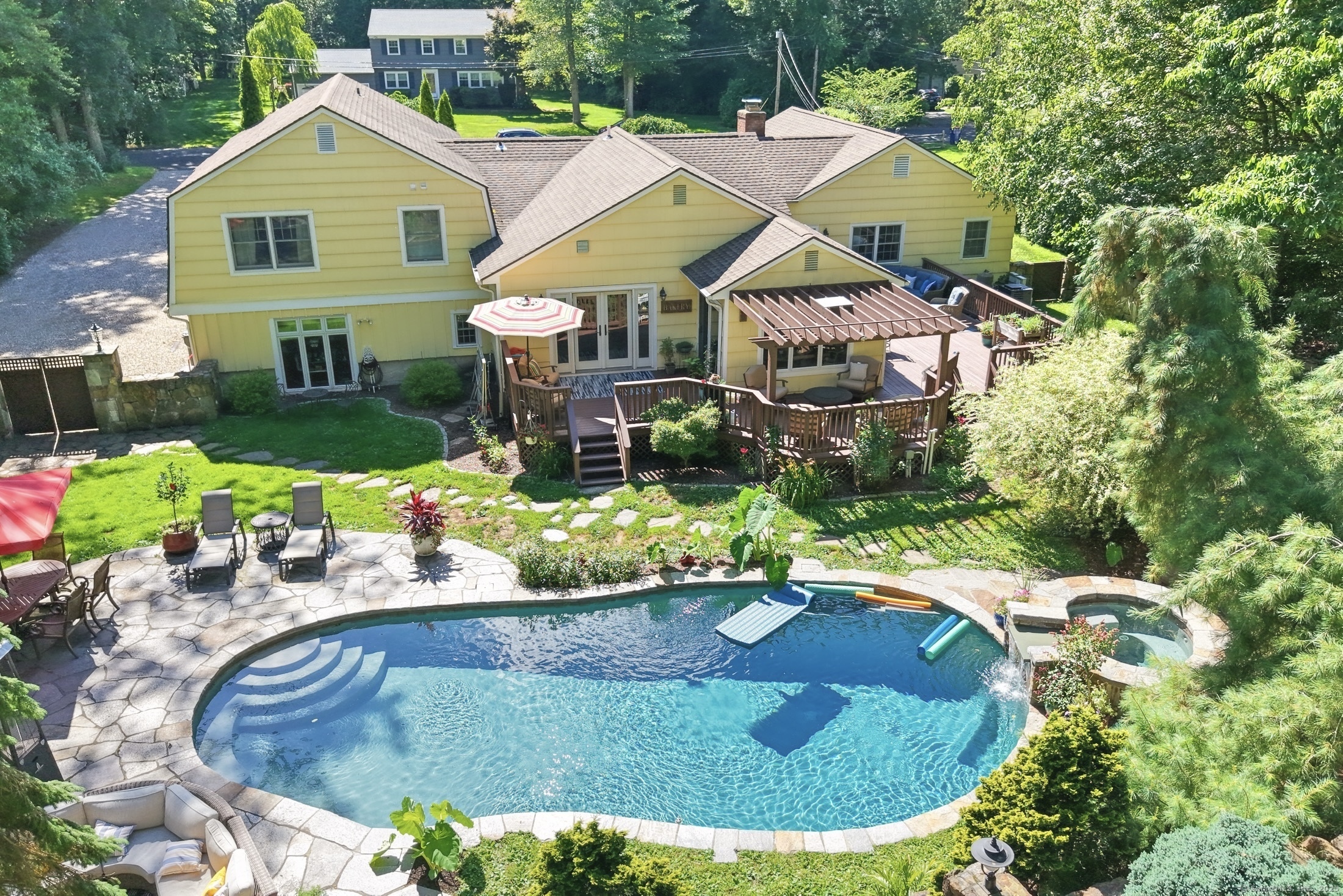 Property Photo: 206 Beacon Hill Road CT 06611