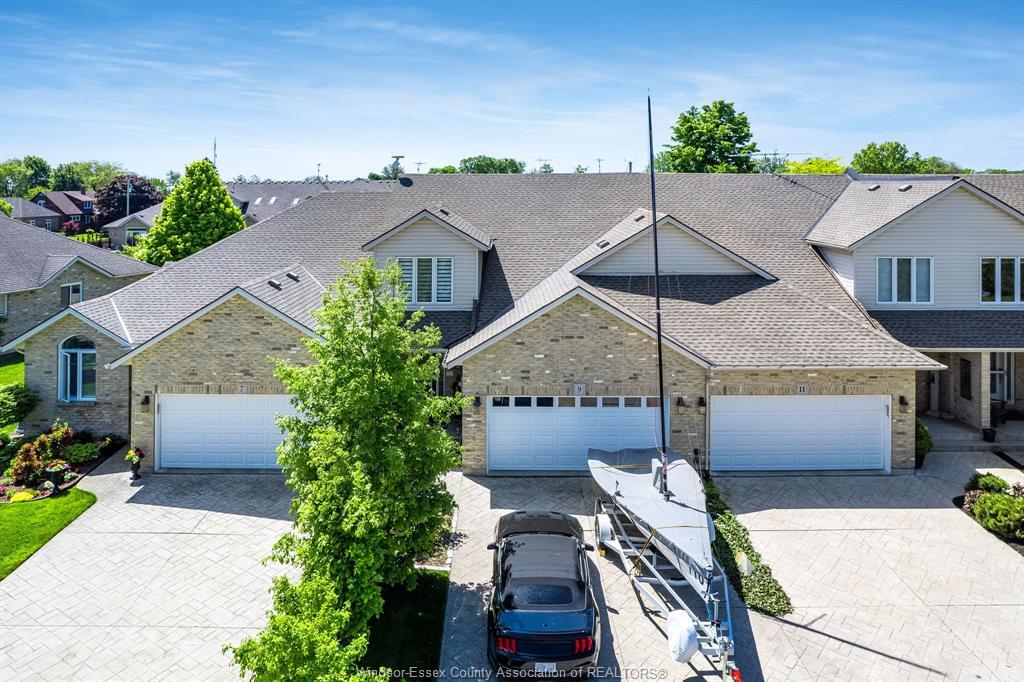 Property Photo: 9 Montego Bay Crescent ON N9Y 4E7