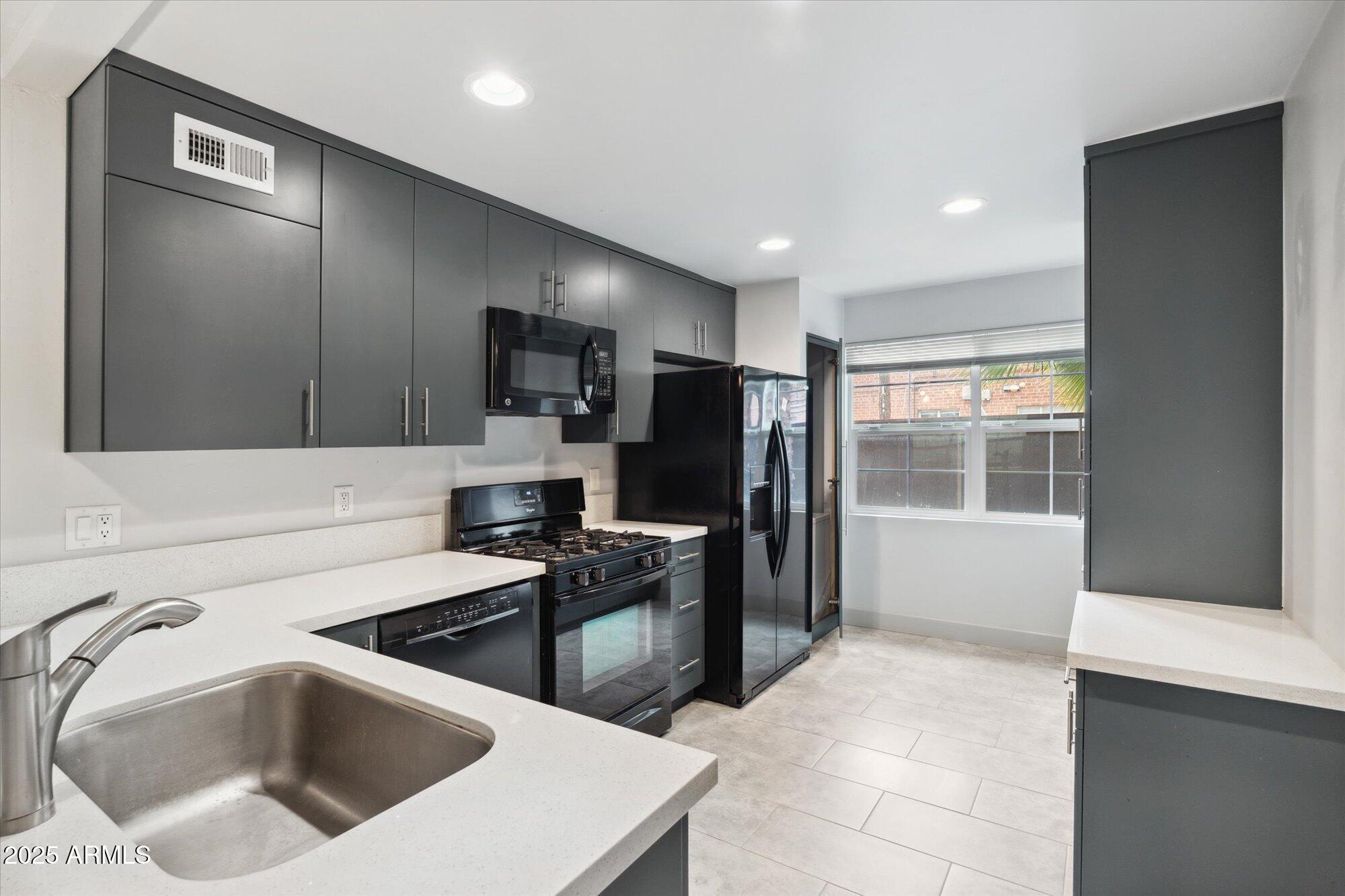 3641 N 15th Avenue  Phoenix AZ 85015 photo
