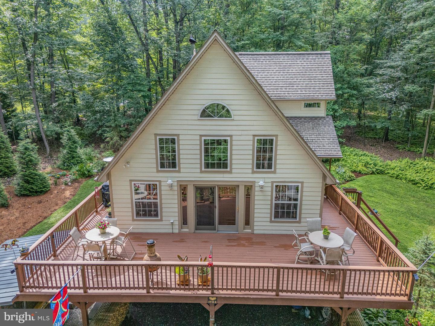 Property Photo:  1316 Indian Peg Road  PA 17007 