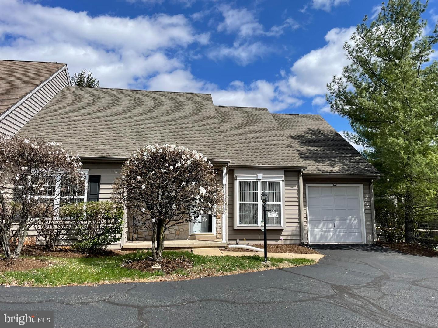 970 Independence Lane  Lansdale PA 19446 photo