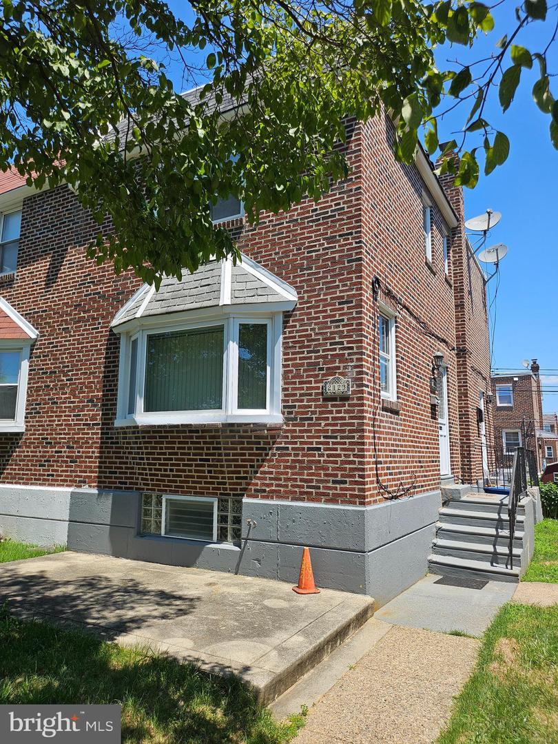 Property Photo: 2123 Loney Street PA 19152