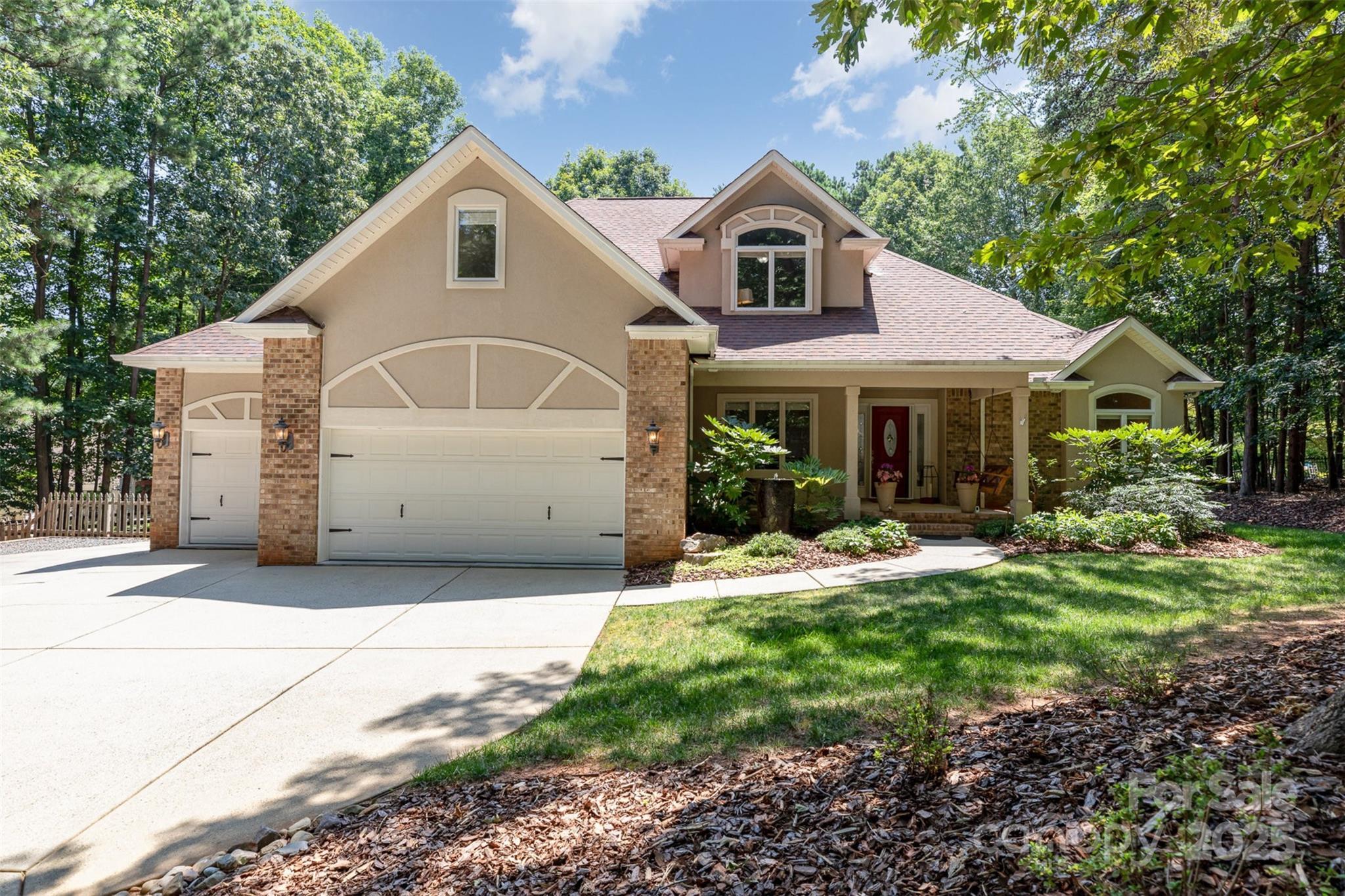 Property Photo: 719 McKendree Road NC 28117