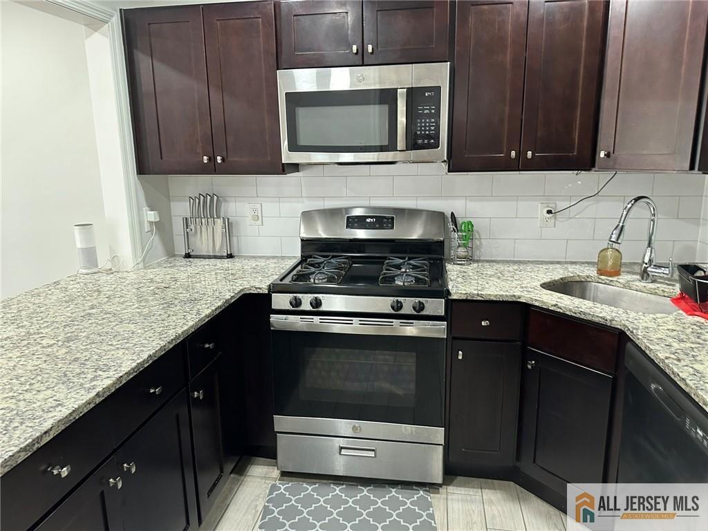 Property Photo:  3205 Hana Road  NJ 08817 