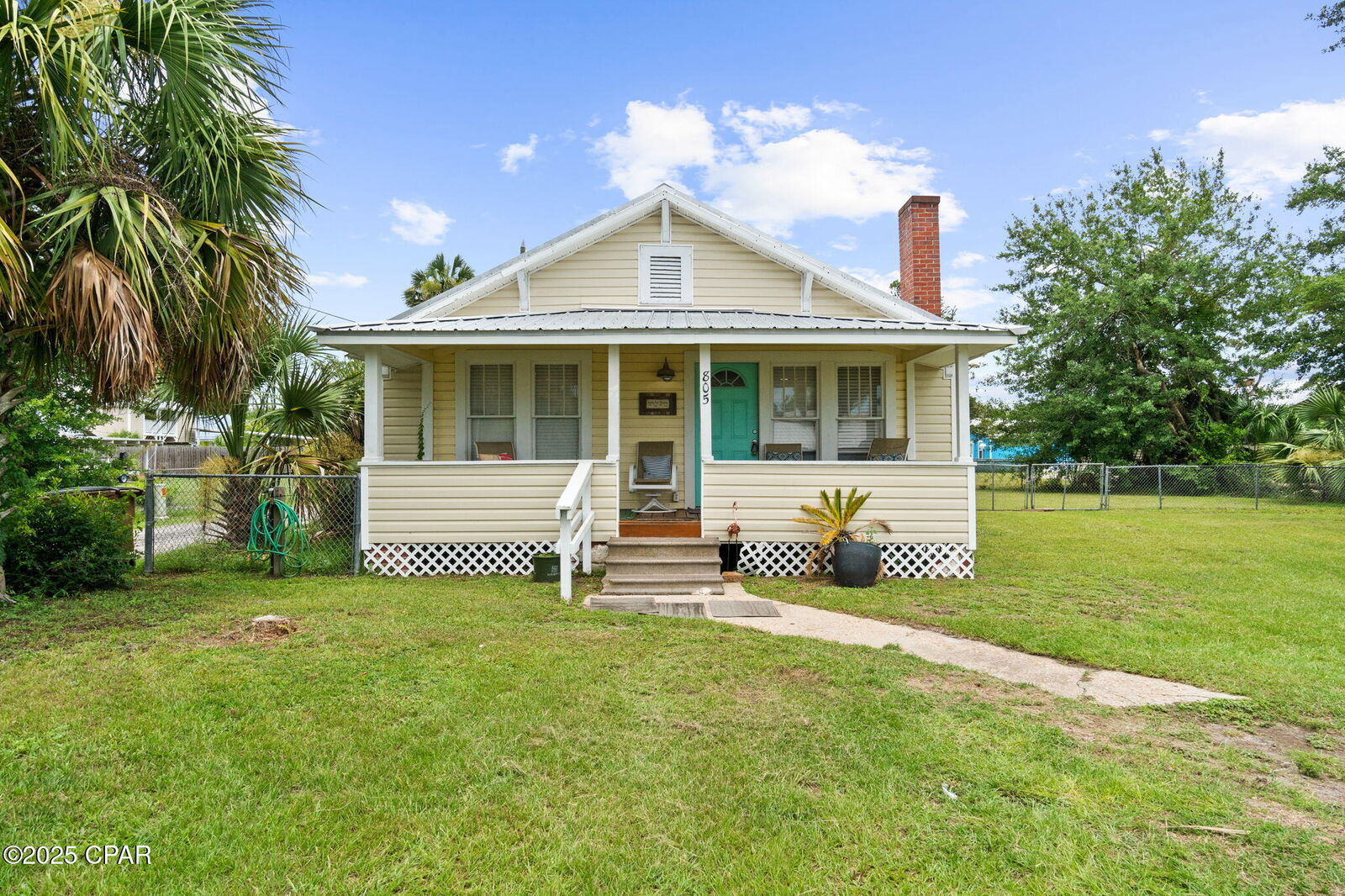 Property Photo: 805 Long FL 32456
