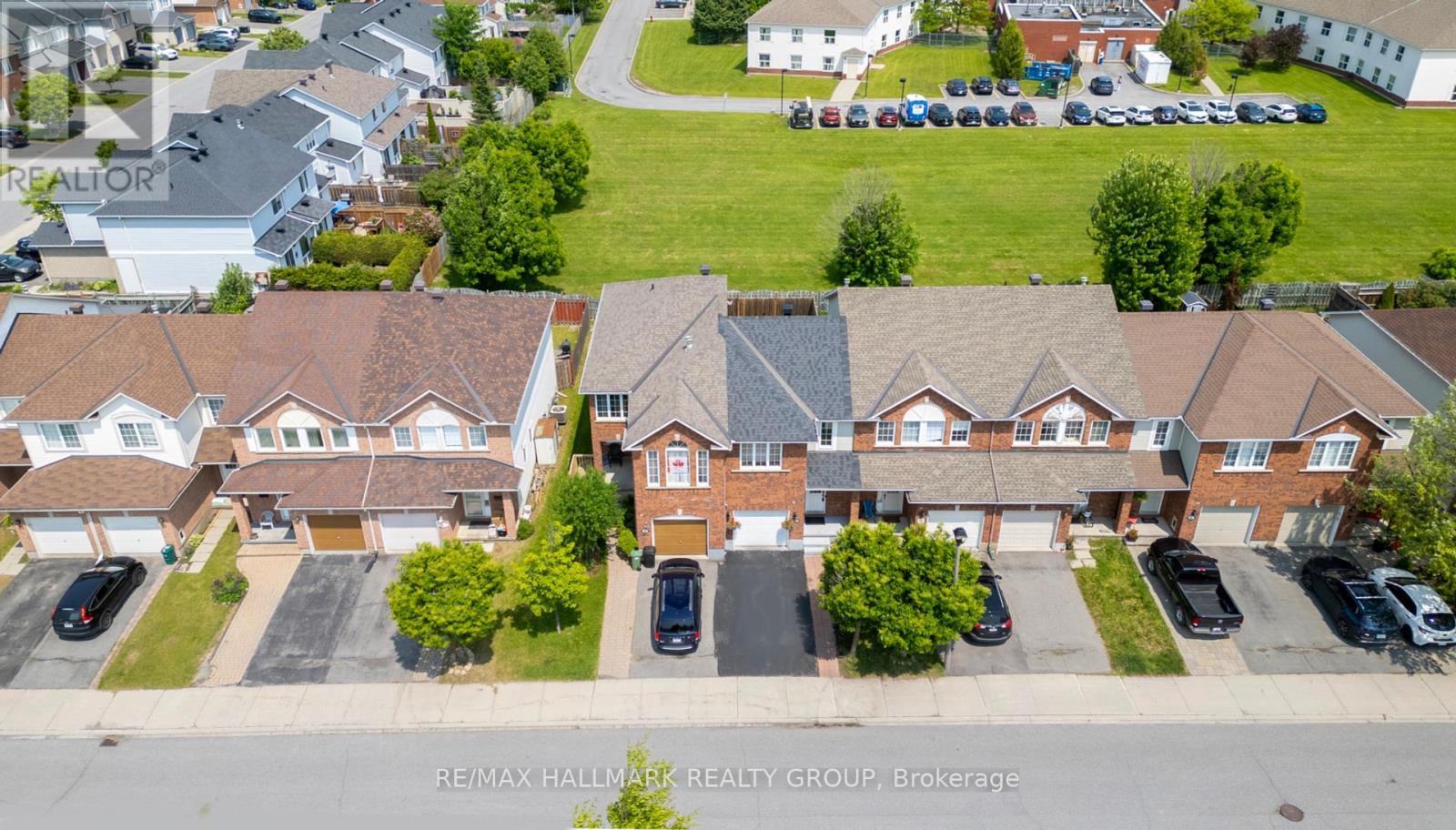 Property Photo: 73 Palmadeo Drive ON K2J 4Z3